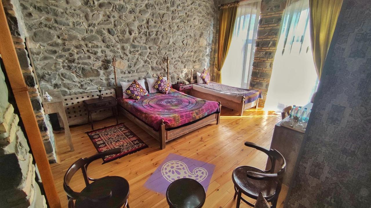 Old Town Sheki Hotel ภายนอก รูปภาพ