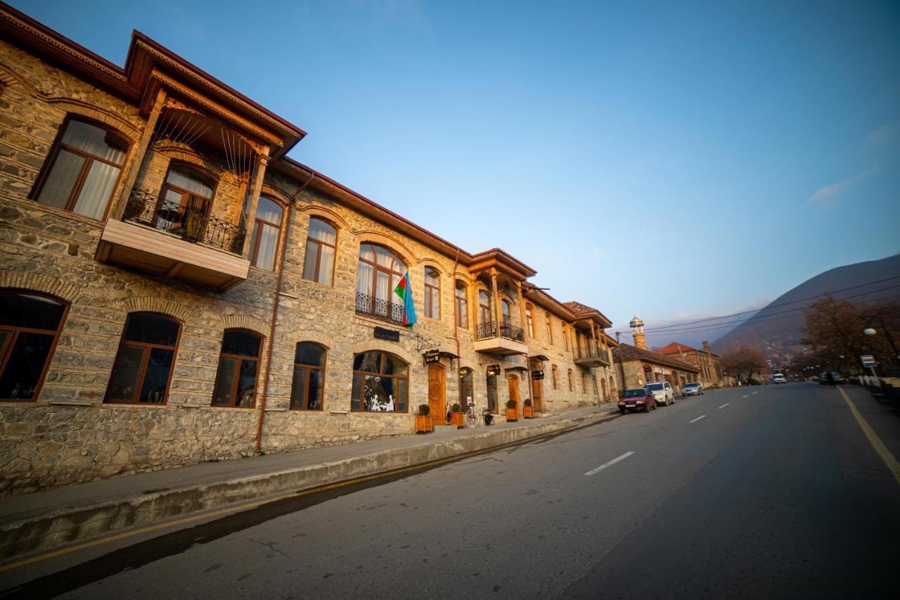 Old Town Sheki Hotel ภายนอก รูปภาพ